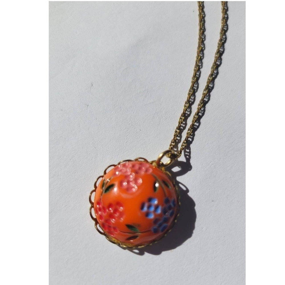 Vintage Art Glass Orange Floral Round Pendant Necklace Vintage Brass Chain - Picture 7 of 8